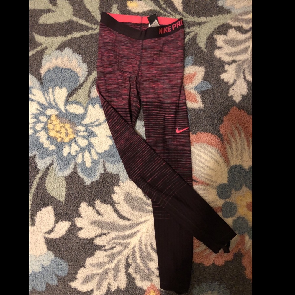 Nike Pro leggings